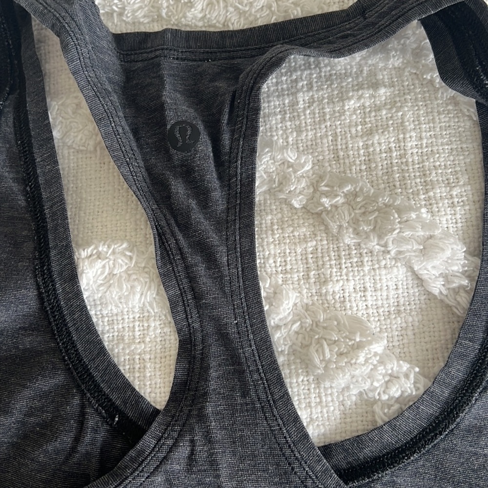 Work out tank lululemon - Picture 2 of 2